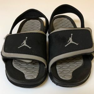 Jordan slides (size 9C)